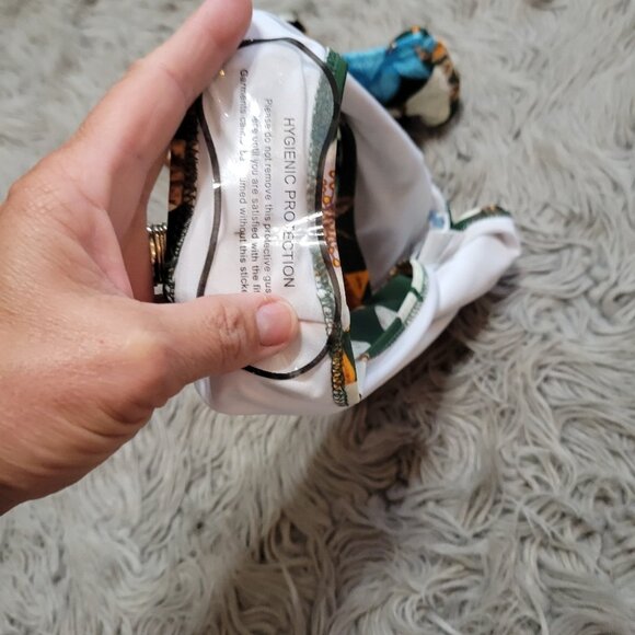 Dark Green Floral Bikini - Picture 5 of 7